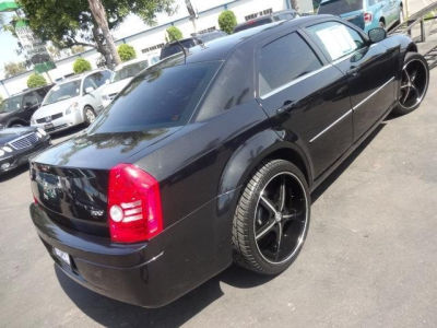 2008 Chrysler 300  LX