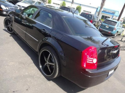 2008 Chrysler 300  LX