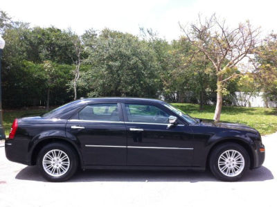 2010 Chrysler 300  Touring