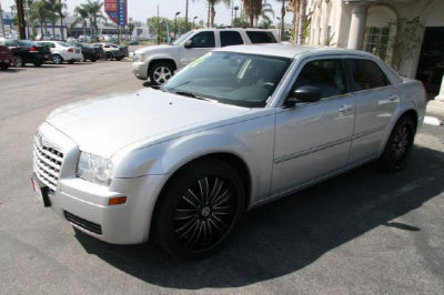2008 Chrysler 300  LX