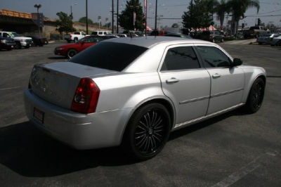 2008 Chrysler 300  LX