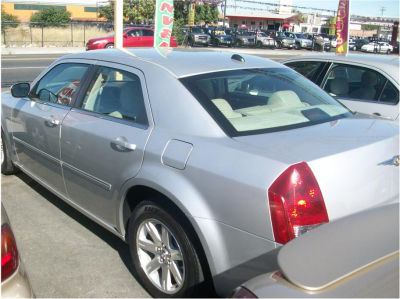 2006 Chrysler 300  Touring