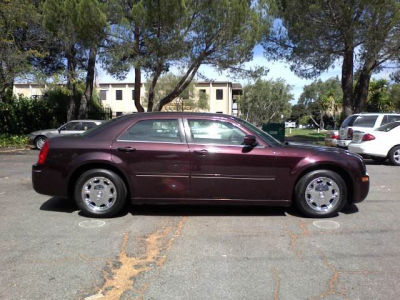 2005 Chrysler 300  Touring