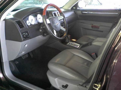 2005 Chrysler 300  Touring
