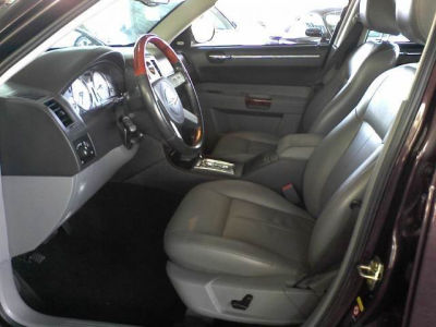 2005 Chrysler 300  Touring