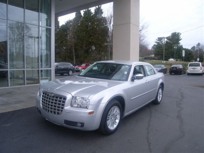 2010 Chrysler 300  Touring