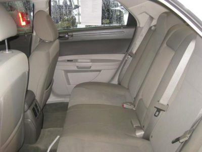 2008 Chrysler 300  LX