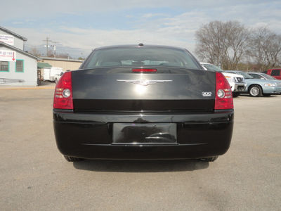 2009 Chrysler 300  LX