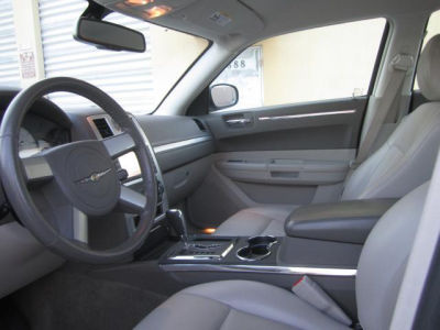 2009 Chrysler 300  Touring