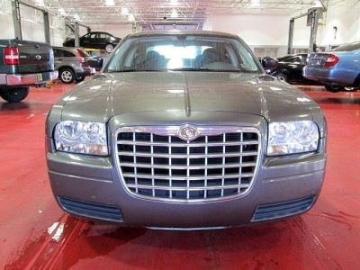 2009 Chrysler 300  LX
