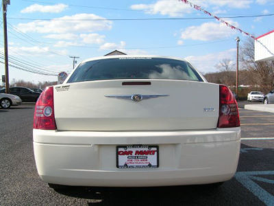 2009 Chrysler 300  LX