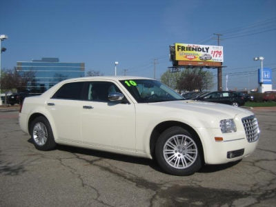 2010 Chrysler 300  Touring