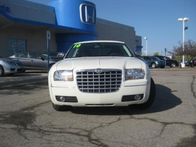 2010 Chrysler 300  Touring