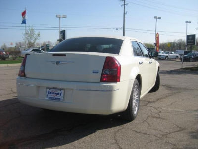 2010 Chrysler 300  Touring