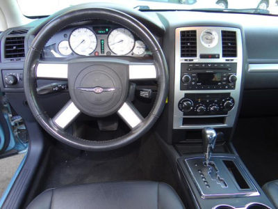 2009 Chrysler 300  Touring