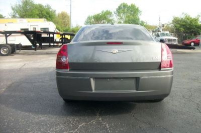 2010 Chrysler 300  Touring