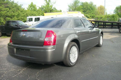 2010 Chrysler 300  Touring