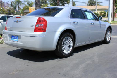 2010 Chrysler 300  Touring
