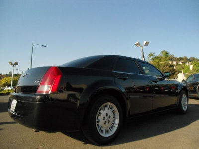 2006 Chrysler 300  Base
