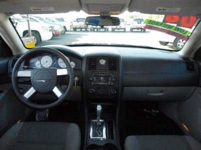 2006 Chrysler 300  Base