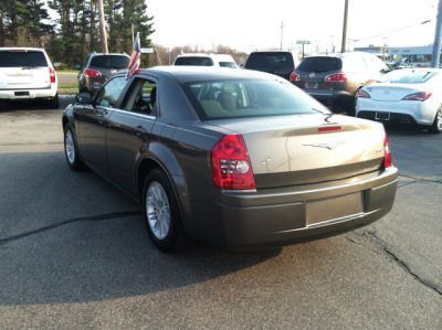 2009 Chrysler 300  LX
