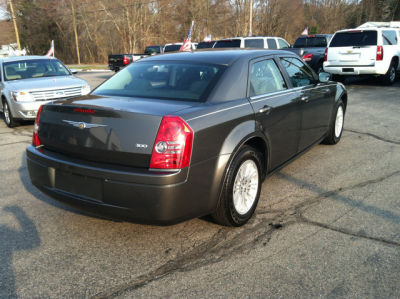 2009 Chrysler 300  LX