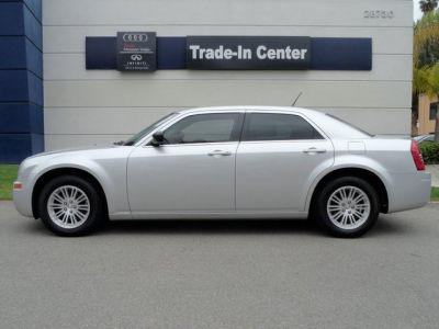 2008 Chrysler 300  LX