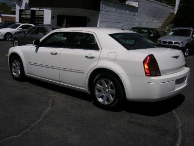 2007 Chrysler 300  Base