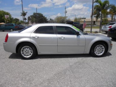 2006 Chrysler 300  Base