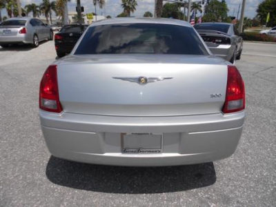 2006 Chrysler 300  Base