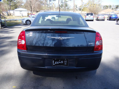 2008 Chrysler 300  LX