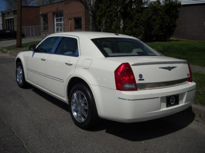 2007 Chrysler 300  Touring