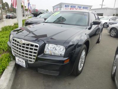 2009 Chrysler 300  LX