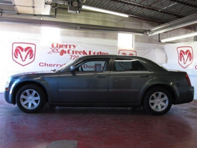 2005 Chrysler 300  Touring