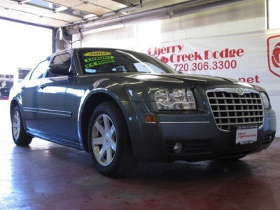 2005 Chrysler 300  Touring
