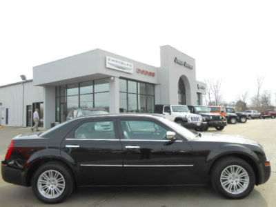 2010 Chrysler 300  Touring