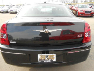 2010 Chrysler 300  Touring