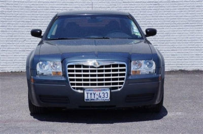 2008 Chrysler 300  LX