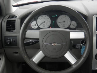 2009 Chrysler 300  Touring