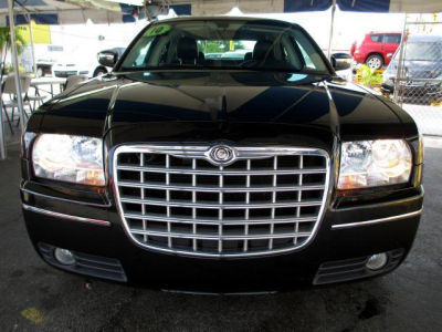 2010 Chrysler 300  Touring