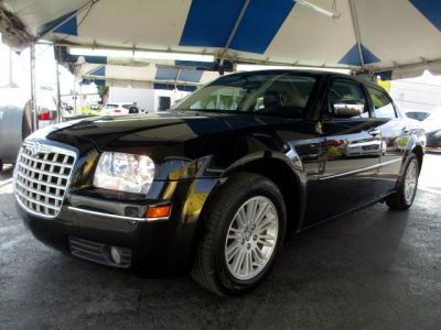 2010 Chrysler 300  Touring