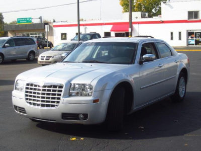 2010 Chrysler 300  Touring