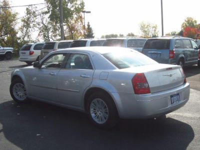 2010 Chrysler 300  Touring