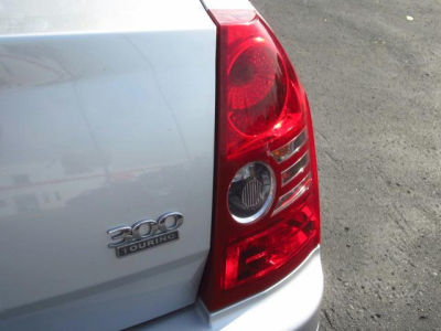 2010 Chrysler 300  Touring
