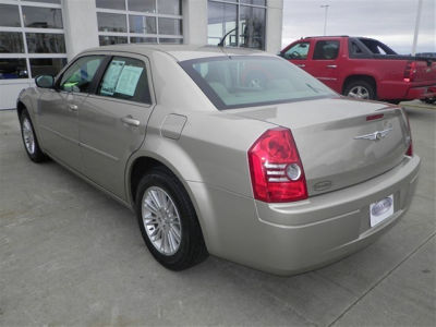 2008 Chrysler 300  LX