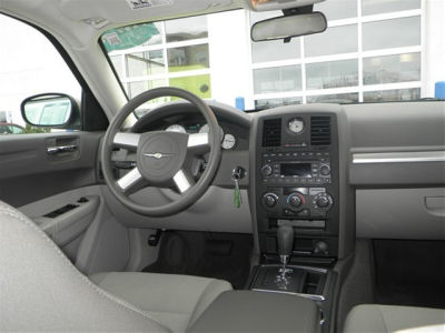 2008 Chrysler 300  LX