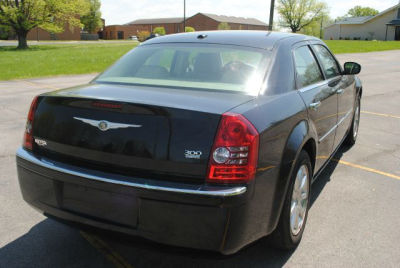 2009 Chrysler 300  Limited