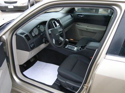 2006 Chrysler 300  Base