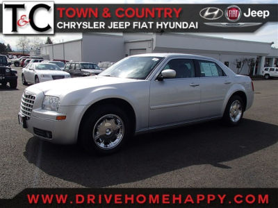 2005 Chrysler 300  Touring