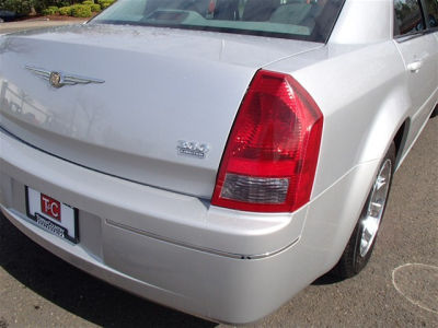 2005 Chrysler 300  Touring